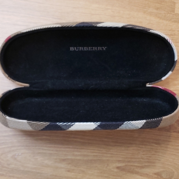 Y2K BURBERRY glasses - Picture 2 of 13